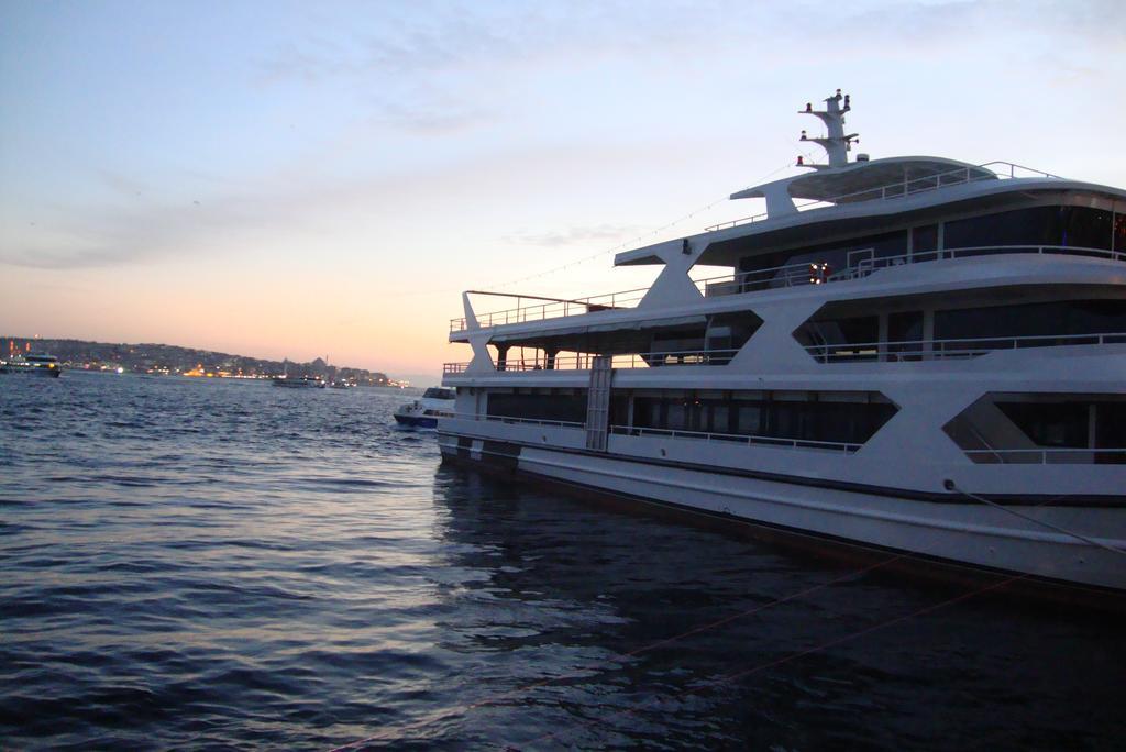 Royal Suites Besiktas Istanbul Exterior foto