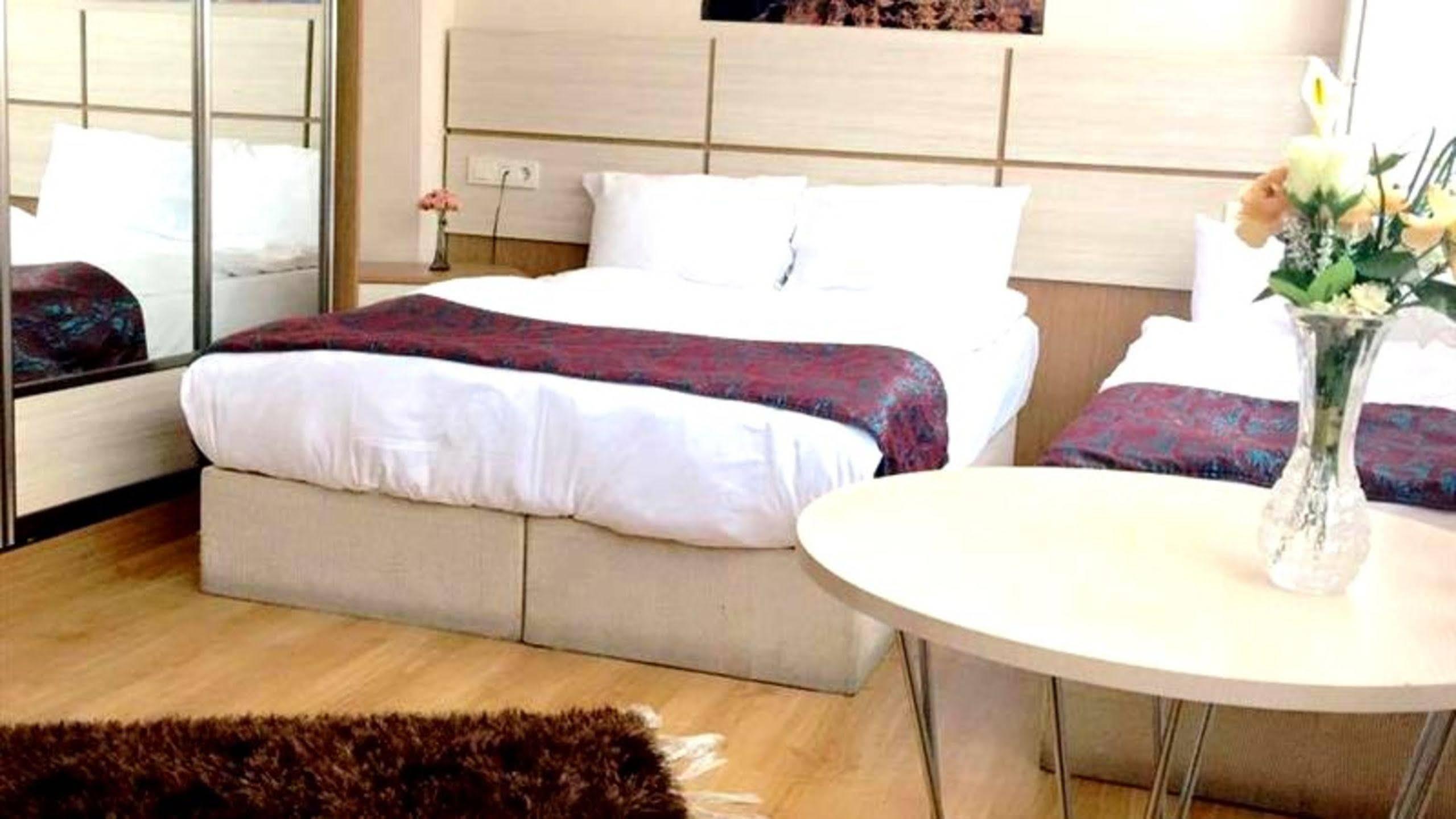 Royal Suites Besiktas Istanbul Exterior foto